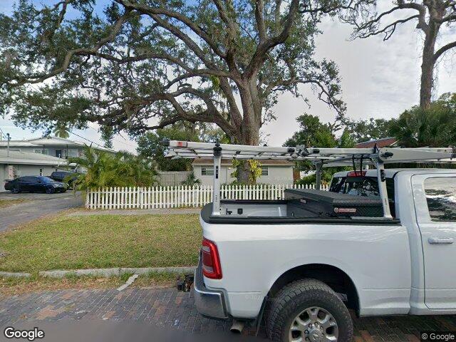 345 21st ave s, saint petersburg,  FL 33705