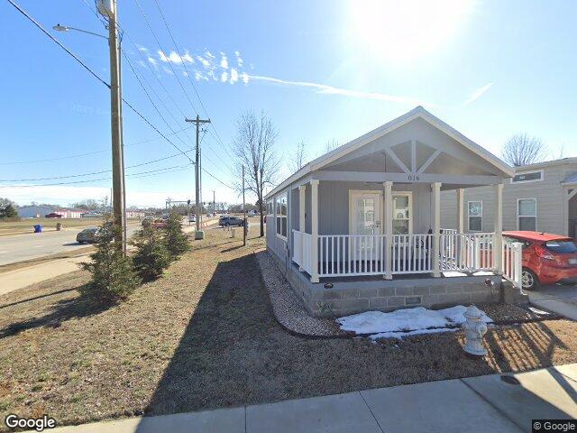 816 e linden st, rogers,  AR 72756