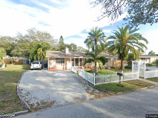 2648 46th st s, gulfport,  FL 33711
