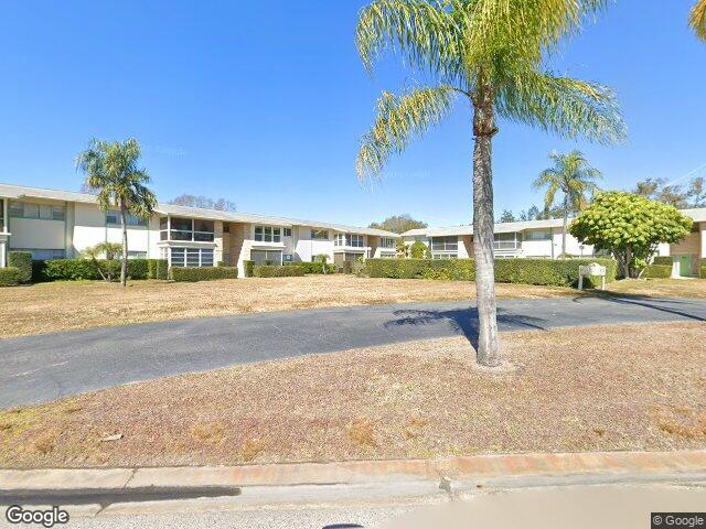 8303 bardmoor blvd, seminole,  FL 33777