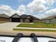 208 pin oak st, gentry,  AR 72734