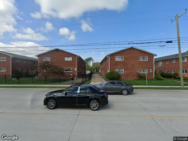 15229 e 9 mile rd apt 1b
                                ,Unit Apt 1B, eastpointe,  MI 48021