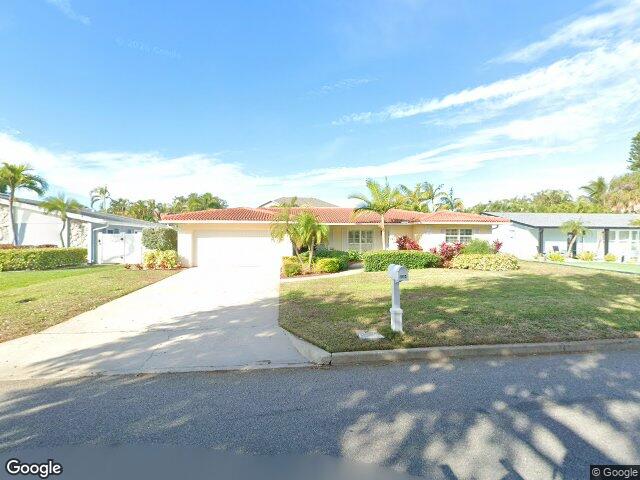 1110 2nd ave s, saint petersburg,  FL 33715