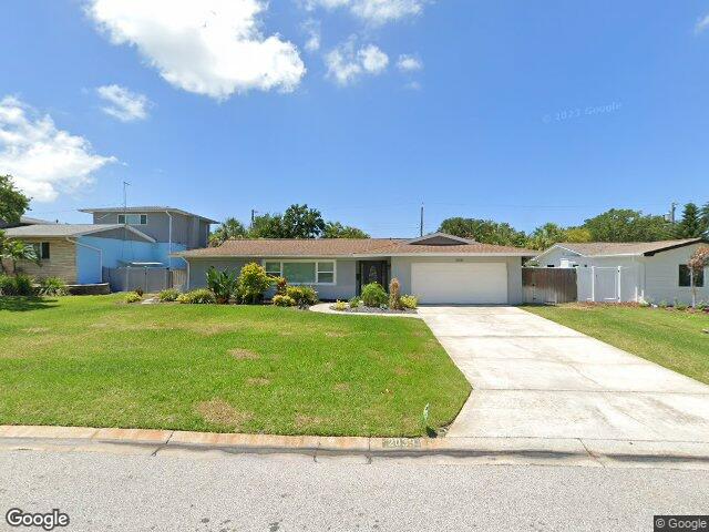 2039 dolphin blvd s, saint petersburg,  FL 33707
