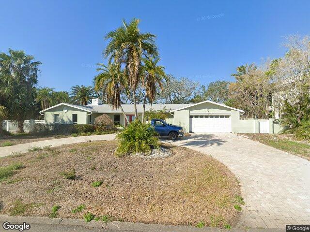 514 windward psge, clearwater beach,  FL 33767