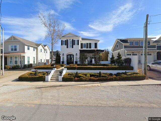 102 ne f st, bentonville,  AR 72712