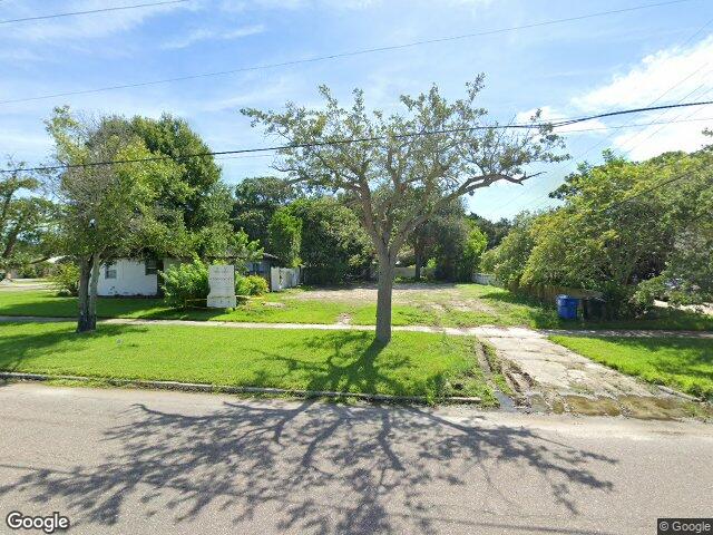 323 appian way ne, saint petersburg,  FL 33704