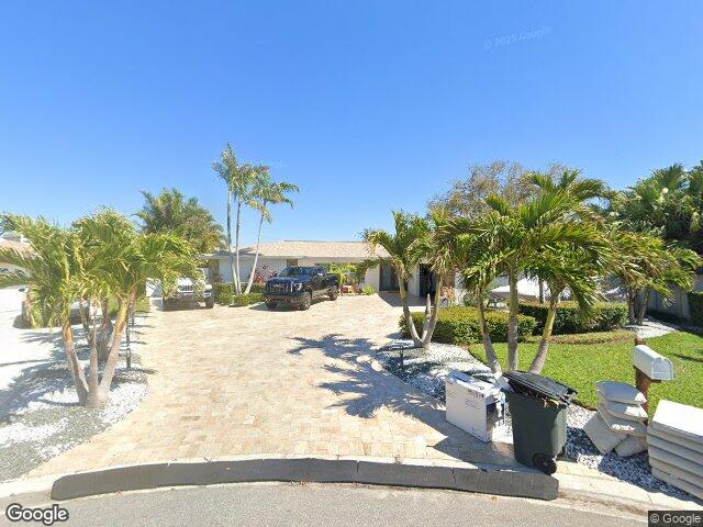 101 poinciana ln, largo,  FL 33770