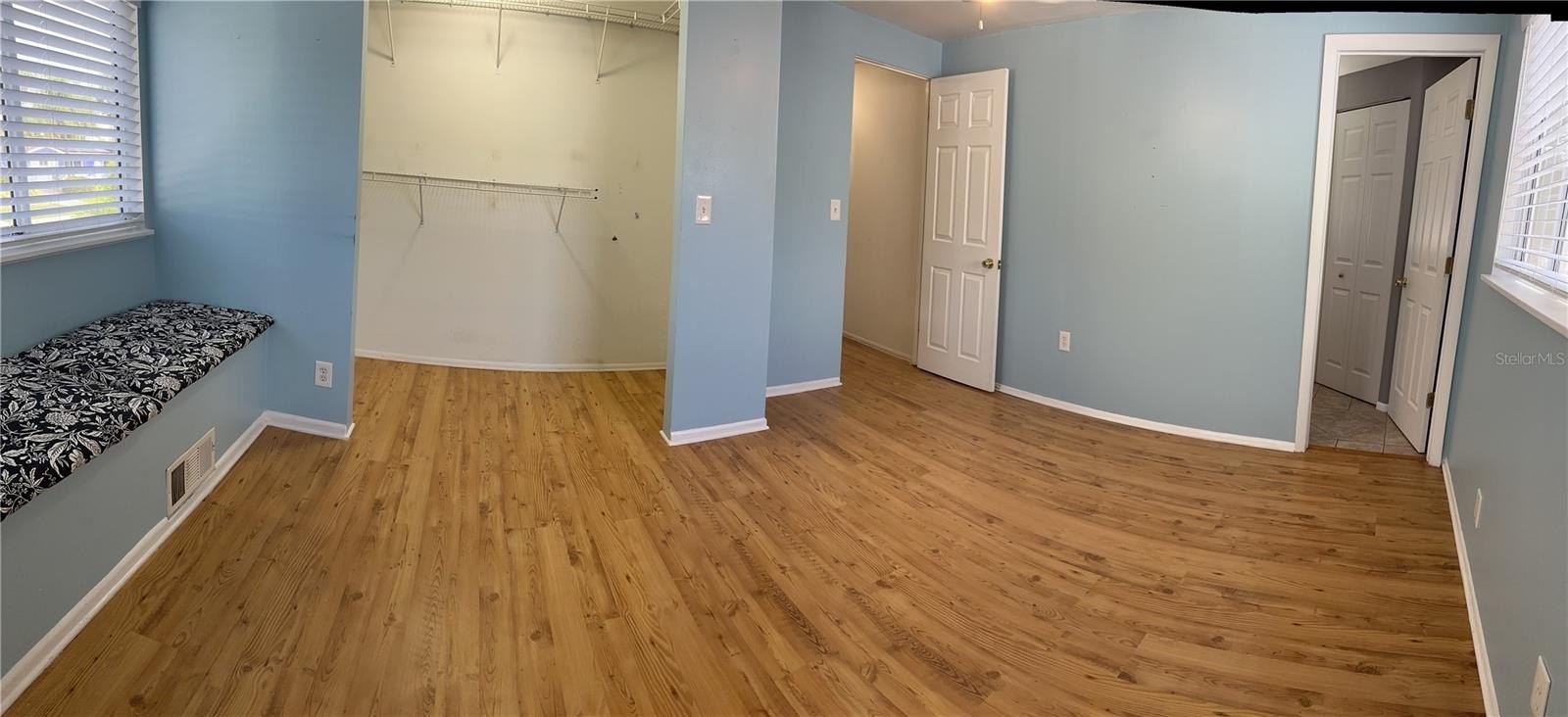 6519 27th way n, saint petersburg,  FL 33702