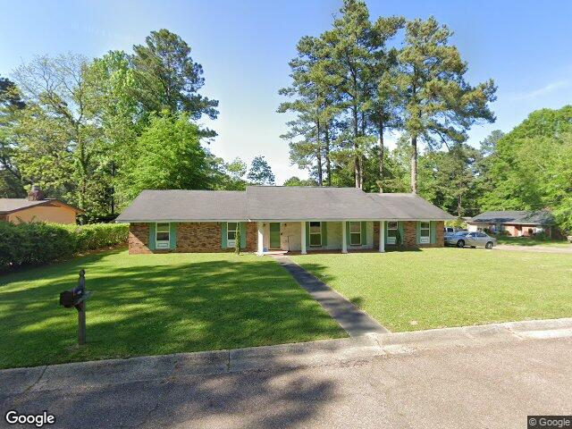 1205 millsaps dr, laurel,  MS 39440