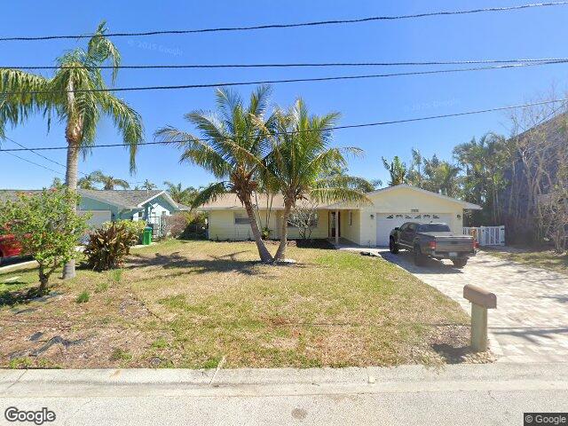 11876 walker ave, seminole,  FL 33772