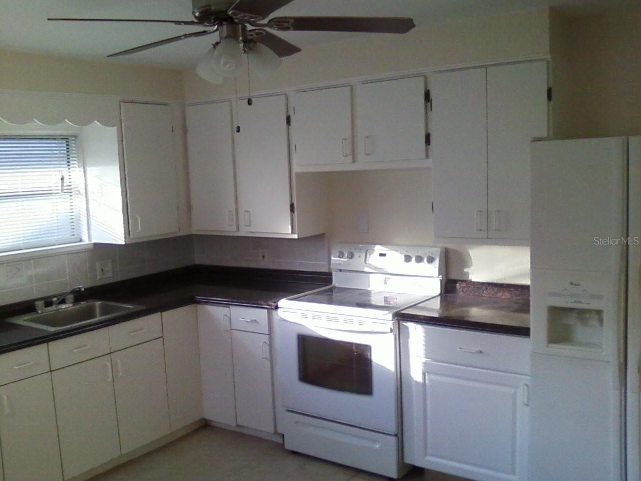 4248 4th ave s, saint petersburg,  FL 33711