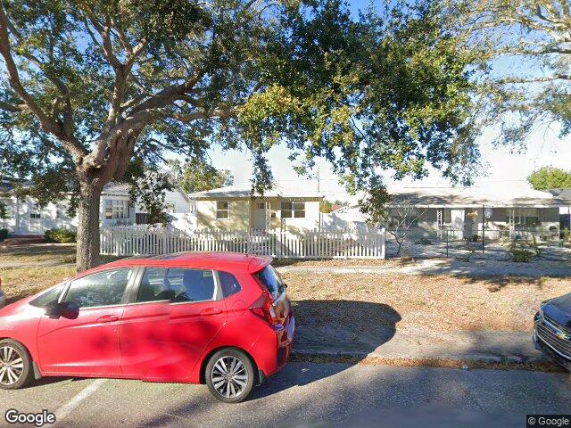 3821 1st ave n, saint petersburg,  FL 33713