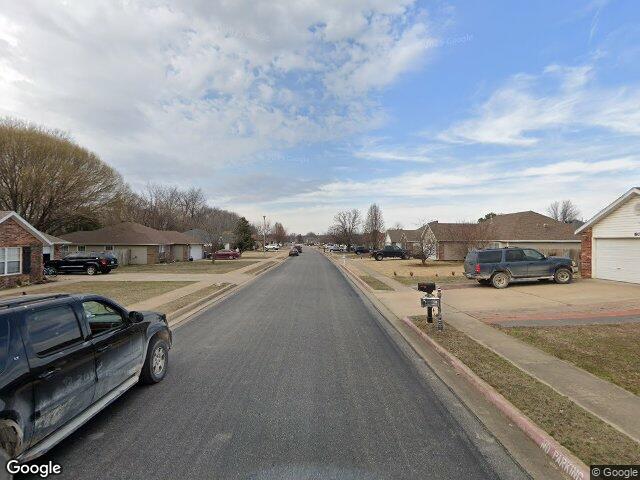 1606 crystal clear ln, lowell,  AR 72745