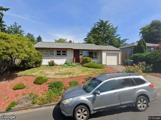 4213 se rio vista st, portland,  OR 97222