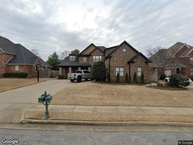 5208 s 43rd st, rogers,  AR 72758