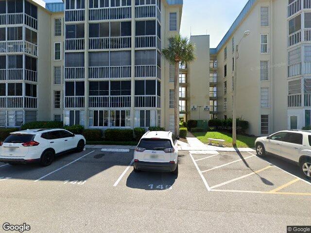 4908 38th way s #204
                                ,Unit Apt 204, saint petersburg,  FL 33711