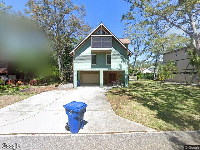 12869 poinsettia ave, seminole,  FL 33776