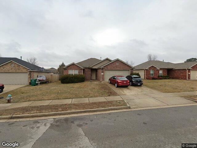 1209 n 31st st, rogers,  AR 72756