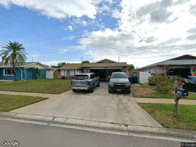 7698 ashford court n, st petersburg,  FL 33709