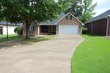 15 twin oaks pl, laurel,  MS 39440