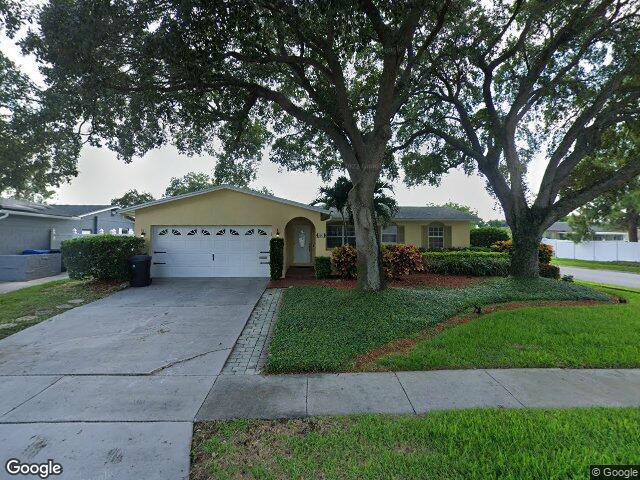 6041 16th ln ne, saint petersburg,  FL 33703