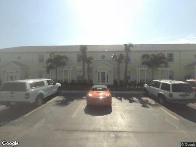 5011 starfish dr se #d
                                ,Unit Apt D, saint petersburg,  FL 33705