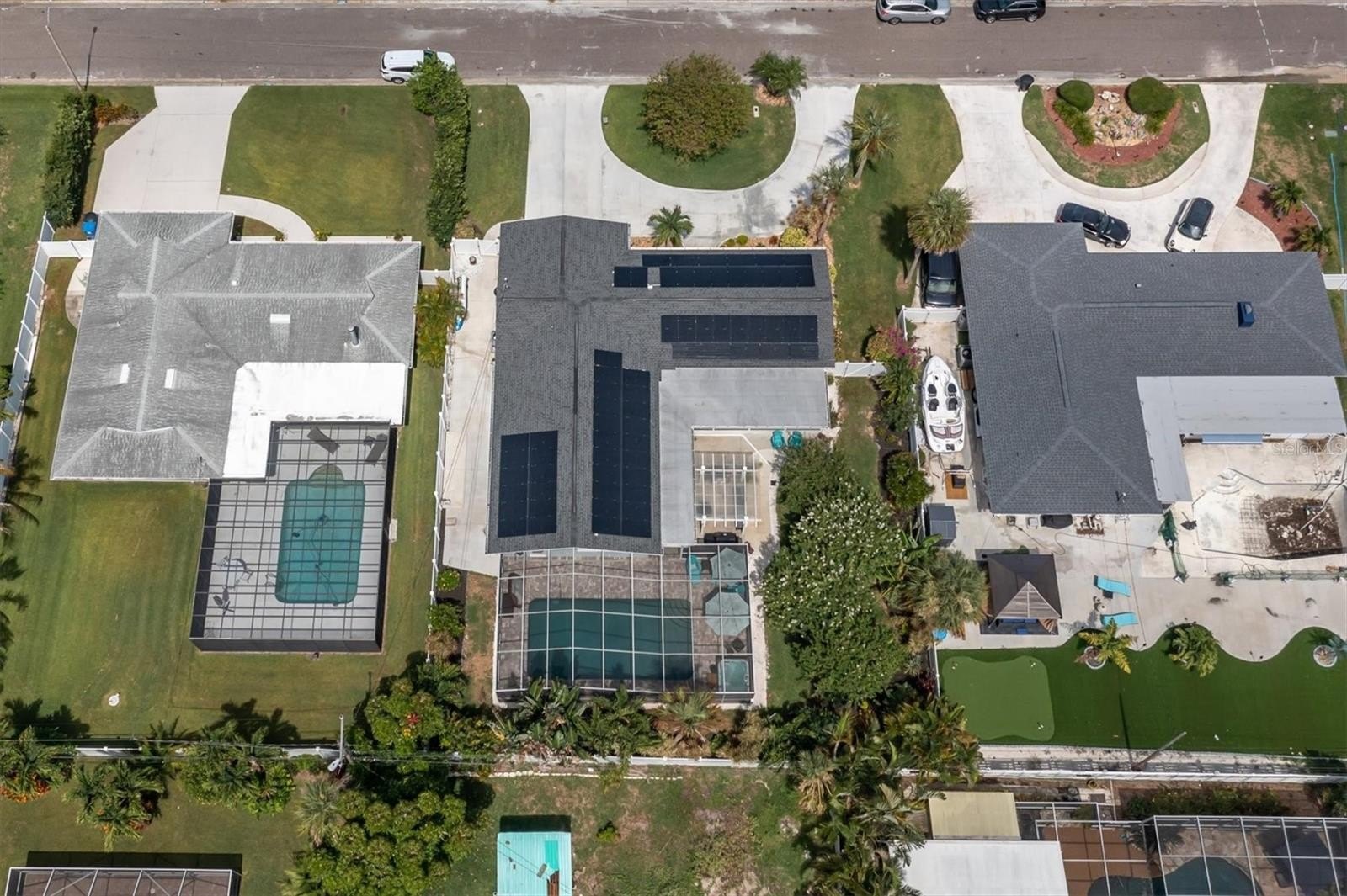 4029 38th way s, saint petersburg,  FL 33711