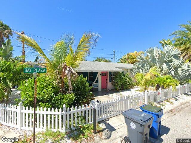 135 bay plz, treasure island,  FL 33706