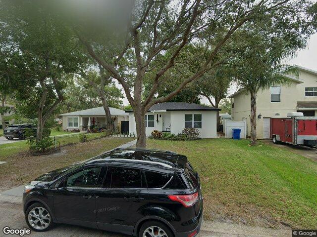 2584 14th ave s, saint petersburg,  FL 33712