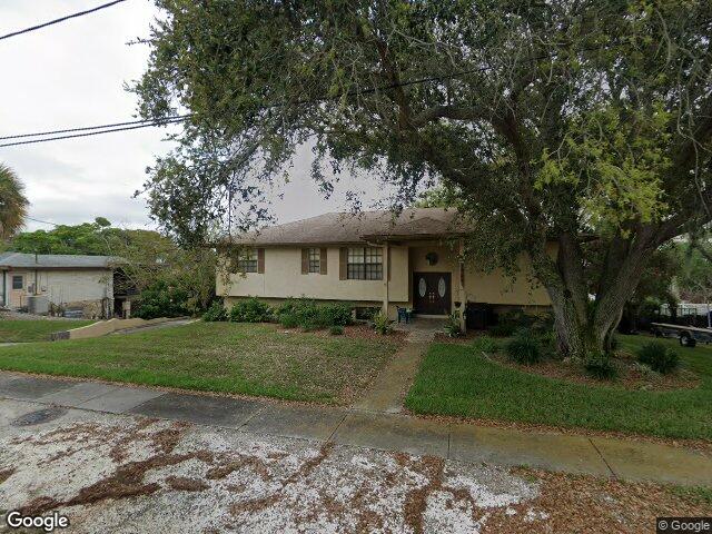 1462 lakeview dr, tarpon springs,  FL 34689