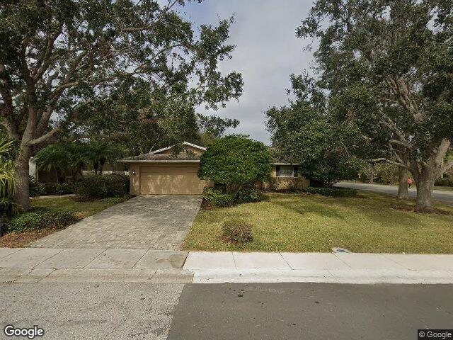 300 n bay hills blvd, safety harbor,  FL 34695