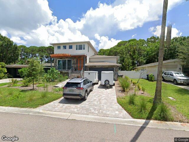 322 80th ave ne, saint petersburg,  FL 33702
