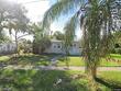 3220 10th st n, saint petersburg,  FL 33704