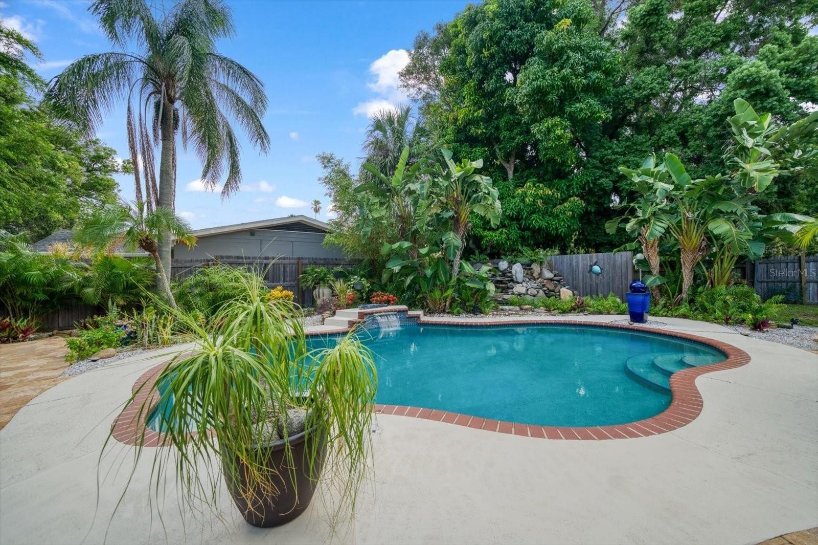 101 osceola rd, belleair,  FL 33756