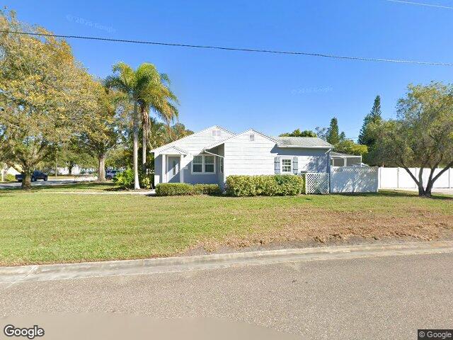 706 39th ave ne, saint petersburg,  FL 33703