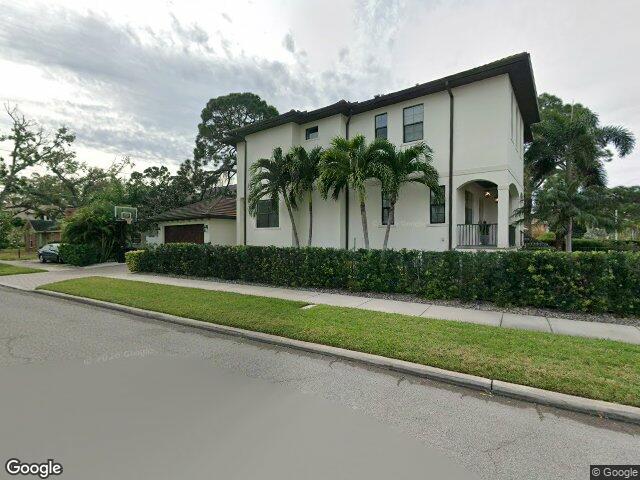 101 bandera way ne, saint petersburg,  FL 33704