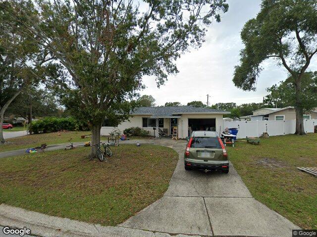 2700 52nd way n, saint petersburg,  FL 33710