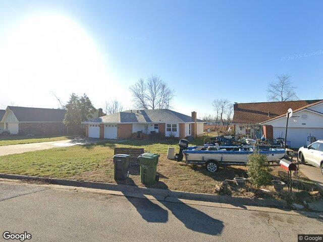 1014 w linden st, rogers,  AR 72756