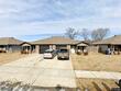 1733 e central st, siloam springs,  AR 72761