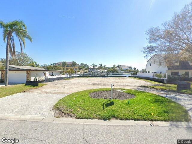 21 n pine cir, belleair,  FL 33756