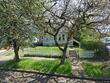 5820 ne 10th ave, portland,  OR 97211