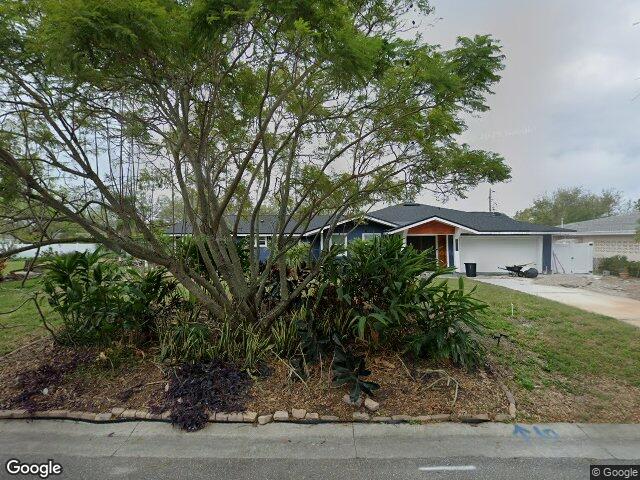 623 pineland ave, belleair,  FL 33756