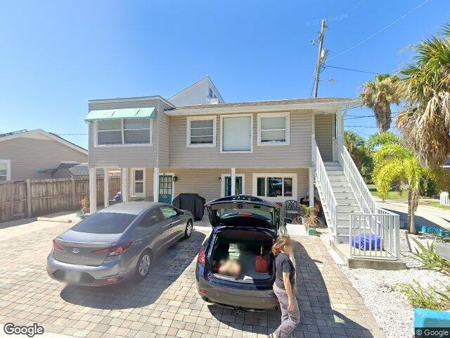 205 bay plaza, treasure island,  FL 33706