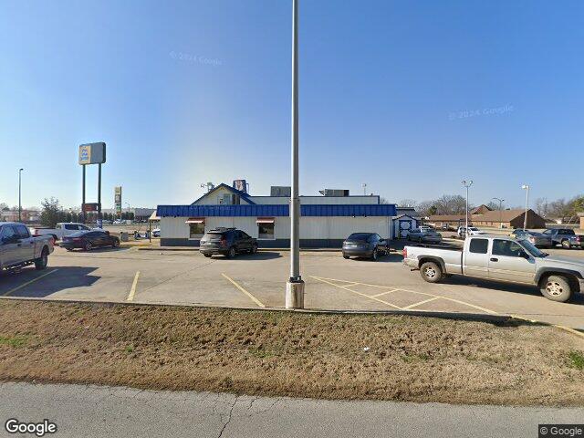 408 a w cloud dr, siloam springs,  AR 72761