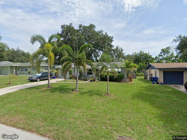 222 14th ave sw, largo,  FL 33770