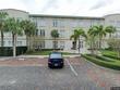 701 mirror lake dr n #120
                                ,Unit Apt 120, saint petersburg,  FL 33701