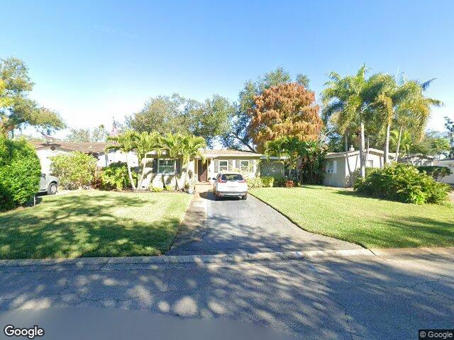 1511 46th ave n, saint petersburg,  FL 33703