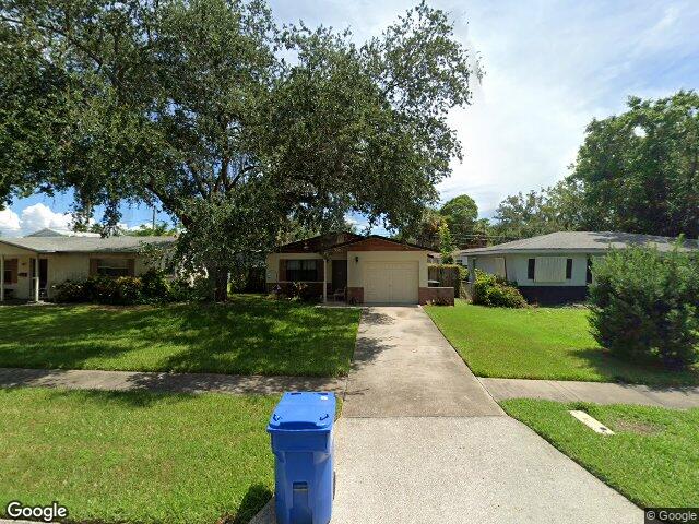 1758 michigan ave ne, saint petersburg,  FL 33703