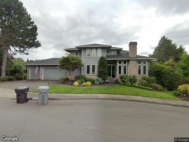 2360 falcon dr, west linn,  OR 97068